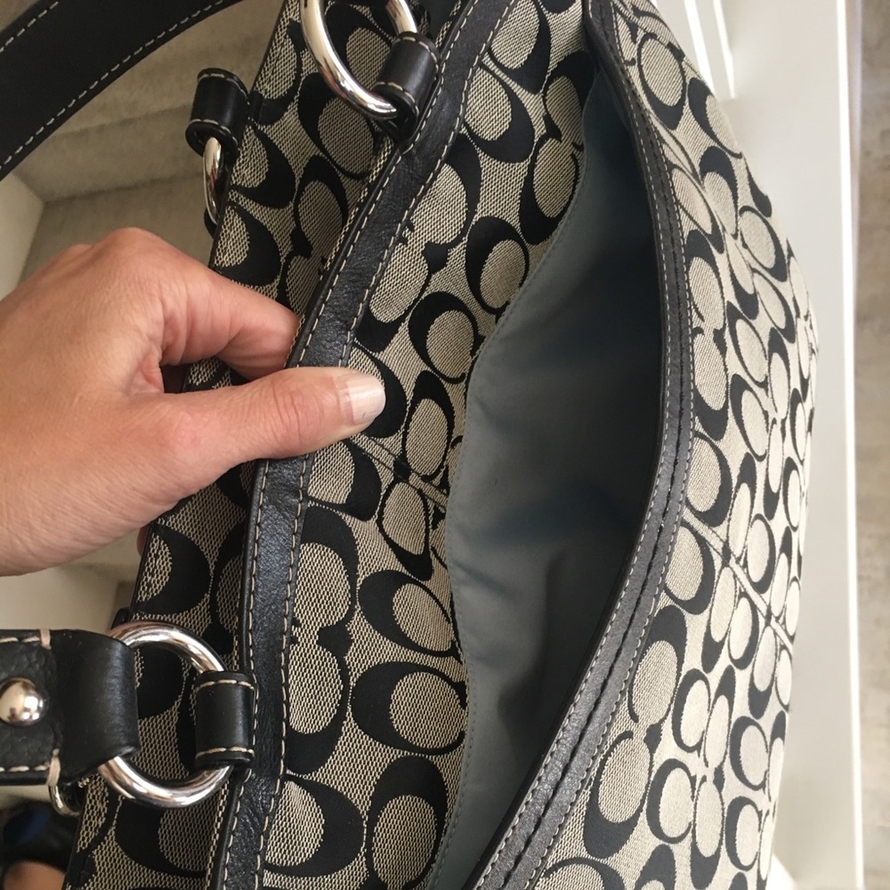 SOLD 2010 Coach bag NWOT - Picture 5 of 7